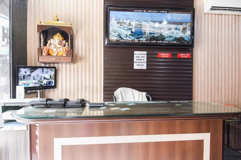 Hotel Holy City Amritsar Exterior foto